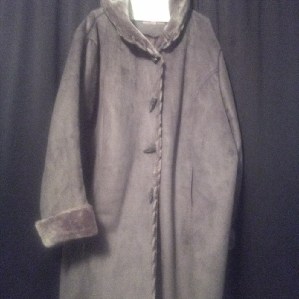 Women's shearling coat